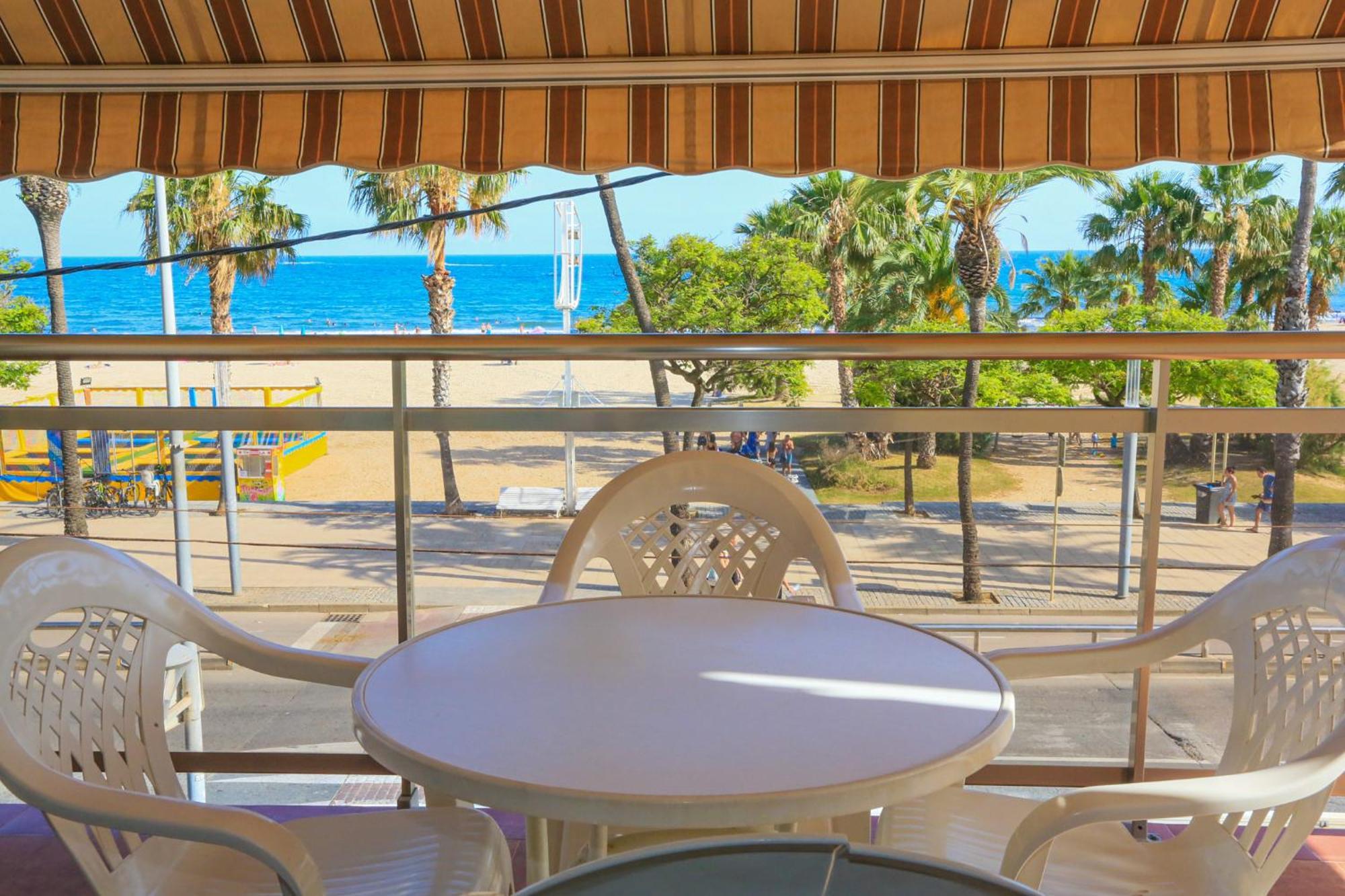 Xaloc Only Families Cambrils Exterior foto