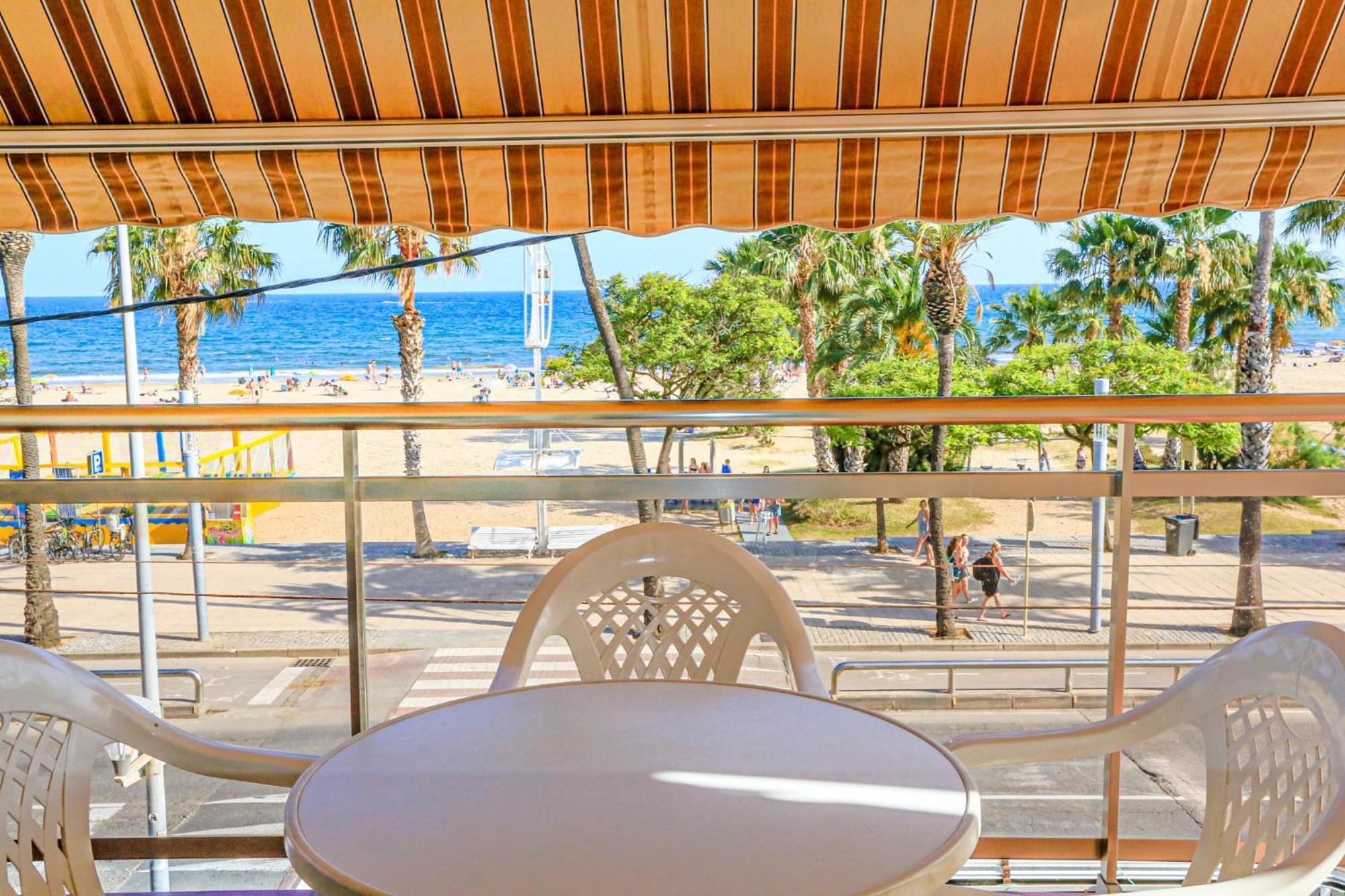 Xaloc Only Families Cambrils Exterior foto